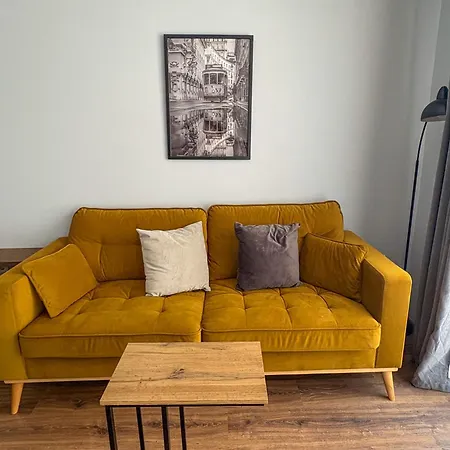 Apartment Morning Light *